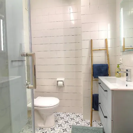 Apartment Charming Air-conditioned T1 Bis Val D'esterel In The Heart Of Juan Les Pins